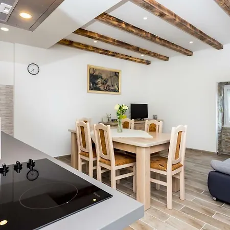 Dom wakacyjny Rebac Gata