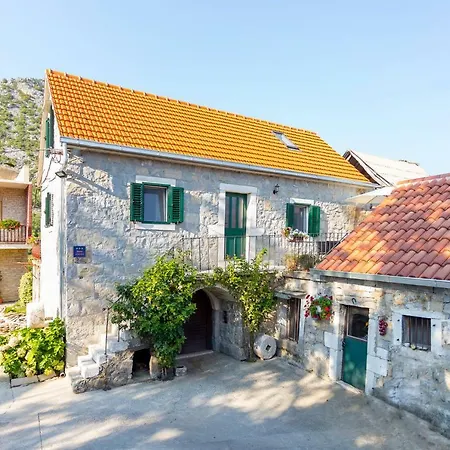 Dom wakacyjny Rebac Gata